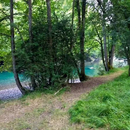 Lägenhet Bel Au Bord Du A Arreau, 40 M² Avec Piscine