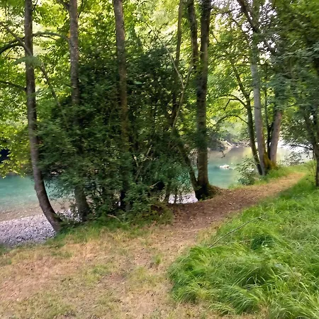 Lägenhet Bel Au Bord Du A Arreau, 40 M² Avec Piscine Arreau