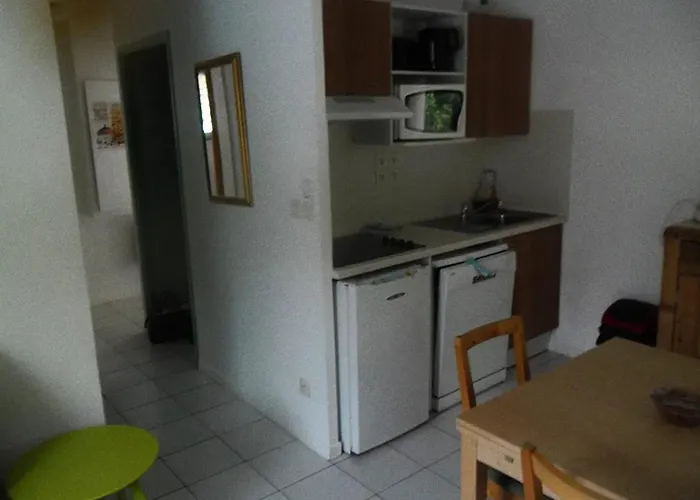 Bel Au Bord Du A Arreau, 40 M² Avec Piscine Апартаменты